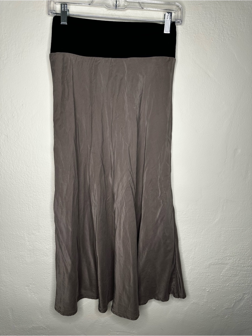 Three Dots Silk Midi Skirt
